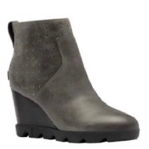 SOREL Quarry Stud Joan of Arctic Wedge boot. NWT. Will be in original box. 7.5.